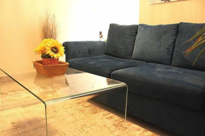 Accessible 1-Bedroom with a view (South B/Airport)